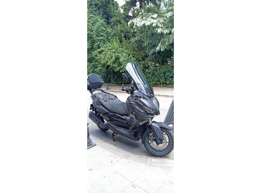 Yamaha X-Max 250 Tech Max