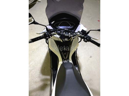 Honda pcx 125 beyaz güvercin - 16. fotoğraf
