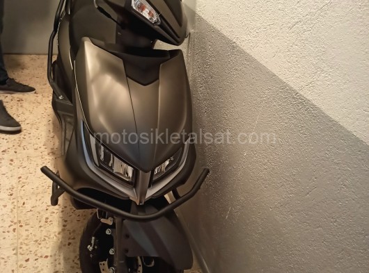 Rks blazer XR 50 lik fakat 100 lük çevrilmiştir.23/01/2023 de alındı sıfır denecek kadar az kullanıldı.