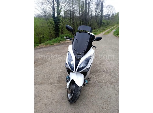 Kymco Xciting 250i Hatasız Maxi scooter  - 9. fotoğraf