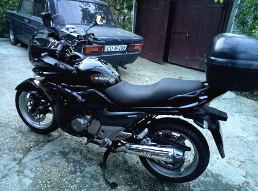 Hasarsız, bakımlı kapalı garaj motoru 