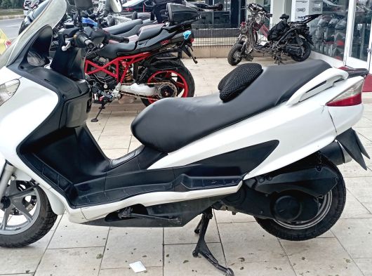 suzuki burgman uh 200 2013 mod 2014 trafik çıkışlı 140 km hız 98.000.TL. - 7. fotoğraf