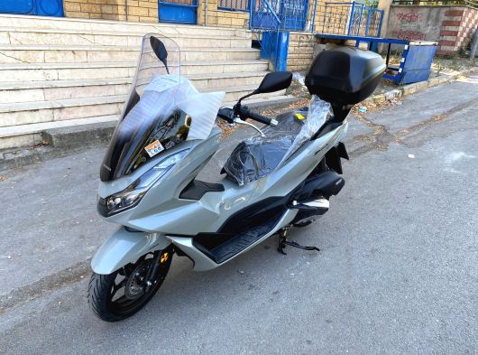 PCX NARDO GRİ - AKILLI ÇANTA - ALARM - ÖN CAM - ACİL SATILIK - 11. fotoğraf