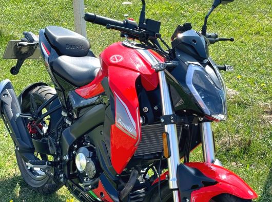 Benelli 125 s B sınıfı ehliyetlere uygun 