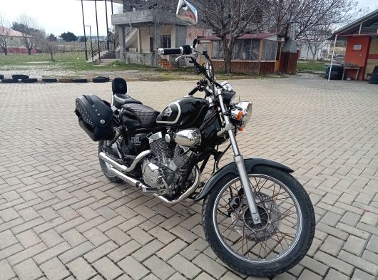 Orjinal ve temiz 250 CC V-twin