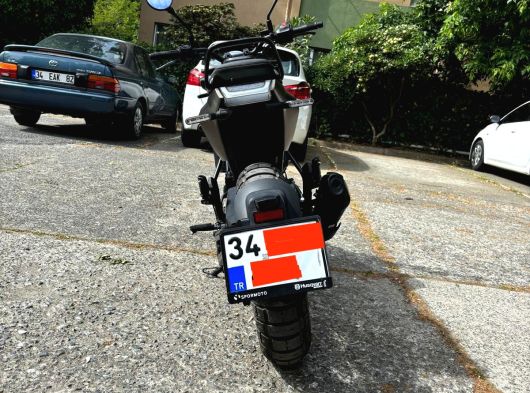 ''Etiketi Üstünde'' Husqvarna Svartpilen 401 2023 - 2 AYLIK - 13. fotoğraf