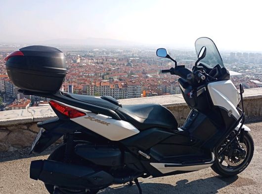 Düşük kilometreli tertemiz x max 400 - 17. fotoğraf