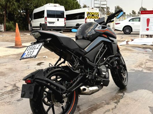 Hatasız düşük kilometre CF Moto 250NK - 11. fotoğraf