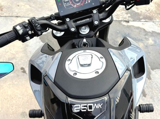 Hatasız düşük kilometre CF Moto 250NK - 14. fotoğraf