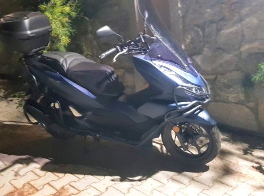 Sadece 30 Km. de Garajda Muhafaza Edilmiş Full Aksesuarlı Mat Mavi PCX