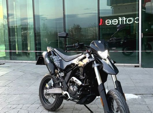 TR'de Tek 2024 Hyosung Supermoto 125 - 4. fotoğraf