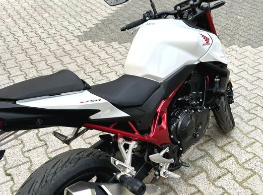 Honda Hornet 750 Garaj Motoru Stock Kazasız Ekim 2024 Çıkışlı - 11. fotoğraf