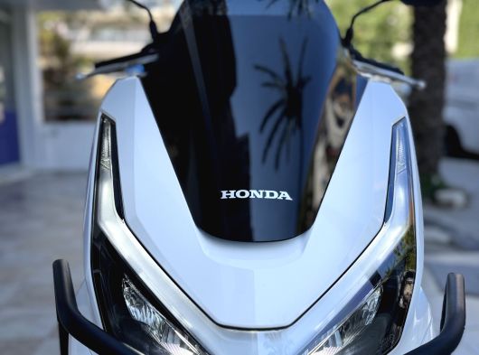 Honda PCX 125 (2025)
