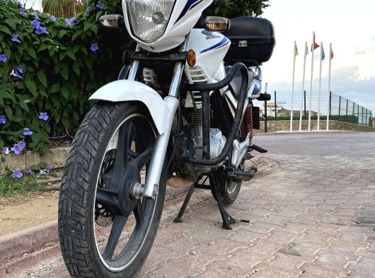 Sorunsuz Honda cb 125 e - 29. fotoğraf