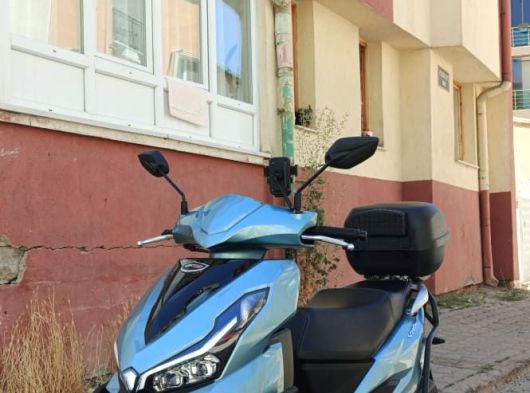 2025 model 1800 kmde rks vrs 125